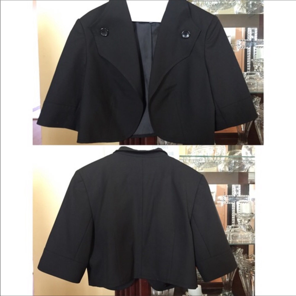 Like NEW. Size large - Picture 3 of 4